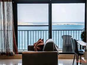 Stunning Seaviews Prime Location Lovely Home