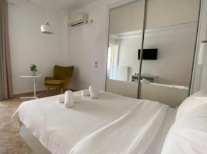 Cozy Studio by the sea in Paleo Faliro