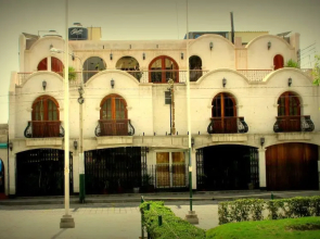 Hotel Dos Reynas