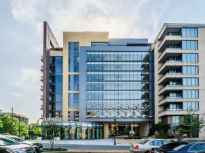Bluebird Suites near Bethesda Metro