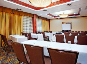 Holiday Inn Express Dallas Medical-Market Center by IHG