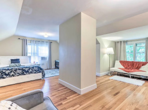 Grand Worcester Getaway w/ Large Private Yard!