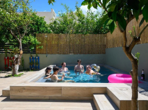 Kalamata Mediterranean Villas - City Cottage