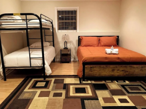 Room in House - The Master Haven Cozy Private Room
