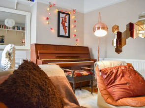 Vibrant and Quirky Garden Flat Central Brighton