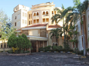 Lux Suites Shanzu Oceanfront Apartments