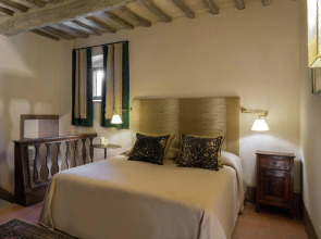 Villa in Tuscany With Organic Wine Estate