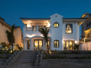 Nasma Luxury Stays - Frond L, Palm Jumeirah