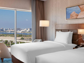 Отель DoubleTree by Hilton Dubai Al Jadaf