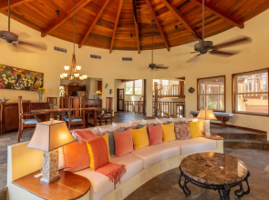 Nautilus del Mar in San Pedro