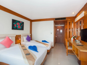 Курортный отель Baumancasa Beach Resort