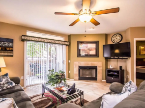 Private Resort Community w/3 Pool-Spa Complexes, ALL HEATED & OPEN 24/7/365!