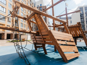 4 Ugla (Четыре угла) на Максима Горького 151