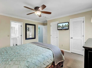 11E Mariners Walk by Avantstay Ocean Views Beachfront Living Shared Pool