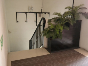 The Hive Singapore Hostel