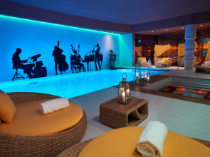 Aria Hotel Budapest by Library Hotel Collection