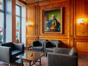 King's Hotel Center