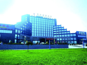 Fengyanjianguo Hotel