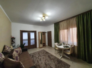 Luk's Central Residence