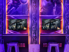 Luxury 28 Guest Home w Games, Cinema and More!