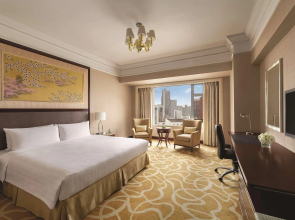 Shangri-La Wuhan