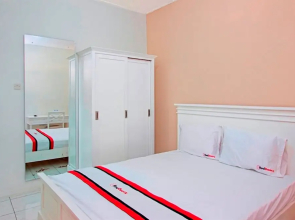RedDoorz near Atmajaya University