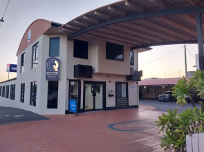 CQ Motel Gladstone