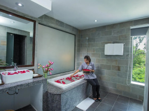 The Community - Siem Reap