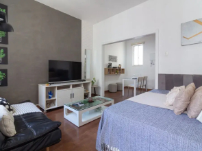 Refuge in Copacabana for two Nsc1011