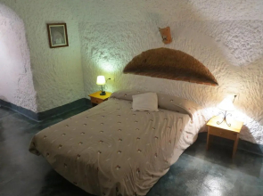 Casa Cueva Lopera