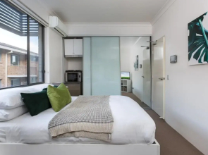 Cosy and Bright Studio Next to Westmead Hospital