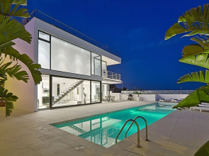 Villa in Ibiza With Sea Views 1023