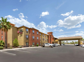 Best Western Plus Safford