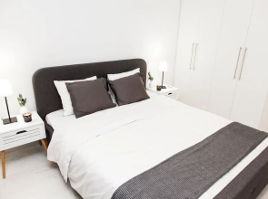 Modern Glamorous Apt in Athens DT