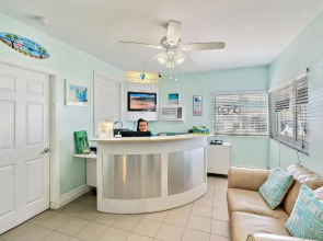 Hollywood Beachside Boutique Suites