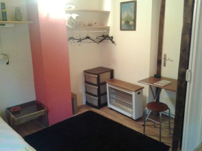 Studio in Belgrade, With Wonderful City View, Enclosed Garden and Wifi Near the Beach