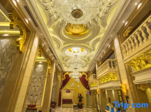 Yinhehui Hotel (Changchun Railway Station Sasseur Zhongdong Outlet)