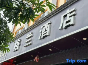 Grand Hotel