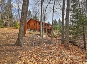 Rustic North Conway Cabin < 3 Mi to Cranmore Mtn!