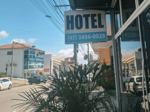 Vila Alaide Praia Hotel