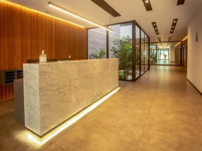 w Astounding 2BR in Miraflores