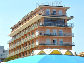 Hotel Diplomat Marine