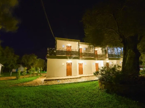 ELEÅŒNAS bohotel and Annex Apartment