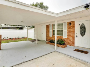 Pet-friendly Lakeland Escape w/ Private Pool!