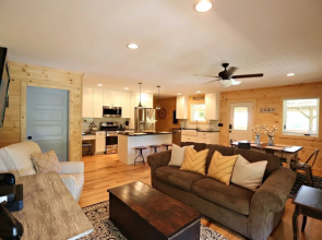 Dillingham Dacha - 2 Br Home