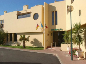 Praia da Lota Resort – Beachfront Hotel
