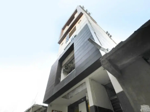 Hotel Sanfot by OYO Rooms