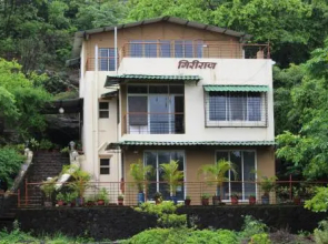 Giriraj Farm Hill Resort