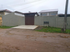 Claudia Chalé 2 - Maranduba - 1 Dorm - 5 Pess - 3 Quadras Do Mar - Piscina Coletiva - WIFI