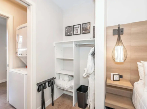 The 333 Suites 301 - Suite for 6